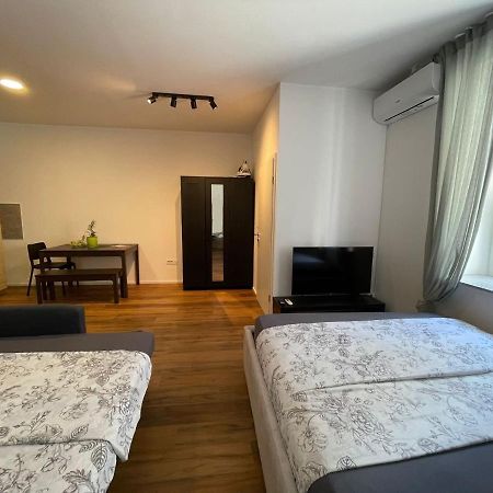 Ljubljana Studios Buitenkant foto