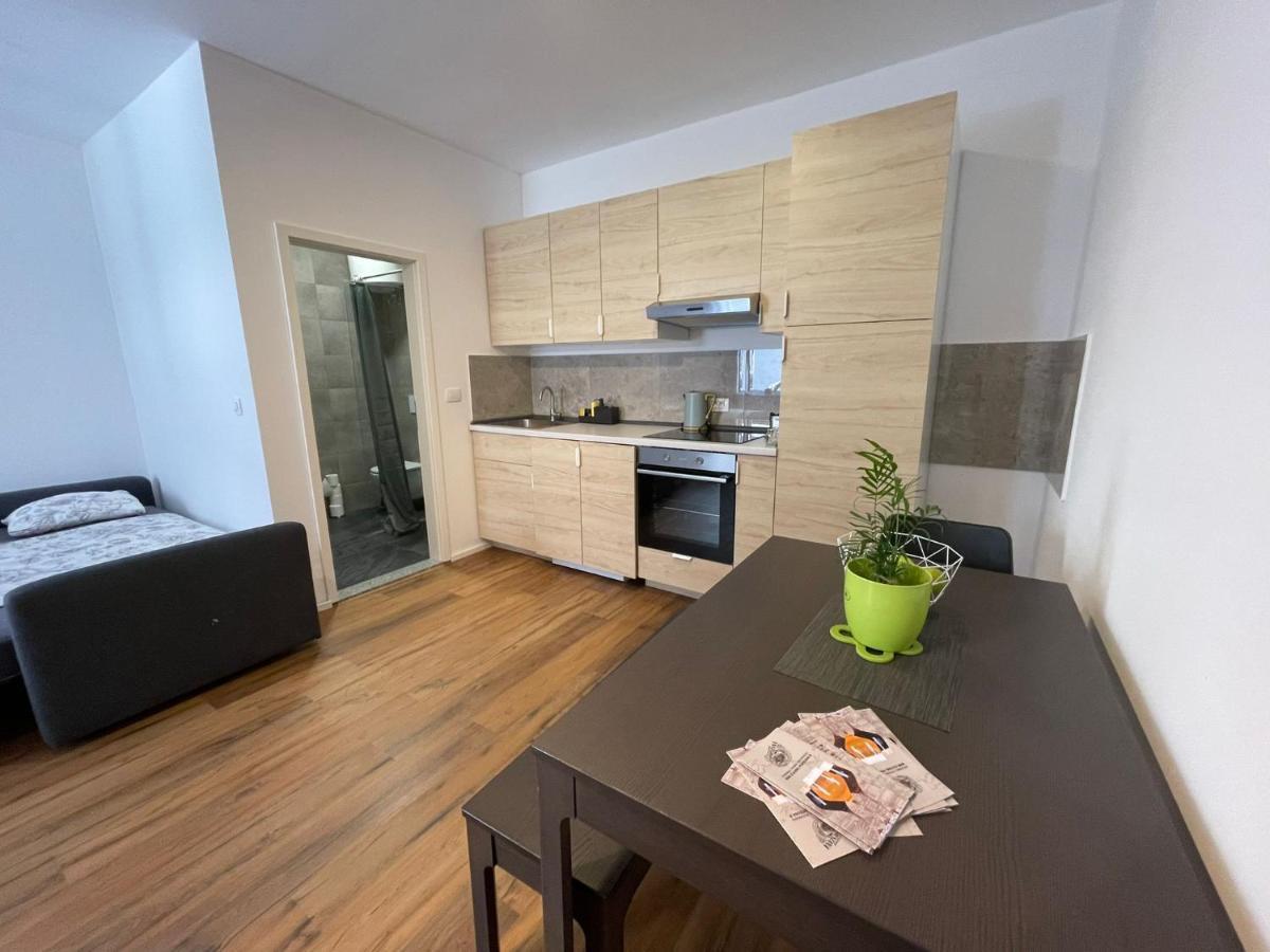 Ljubljana Studios Buitenkant foto
